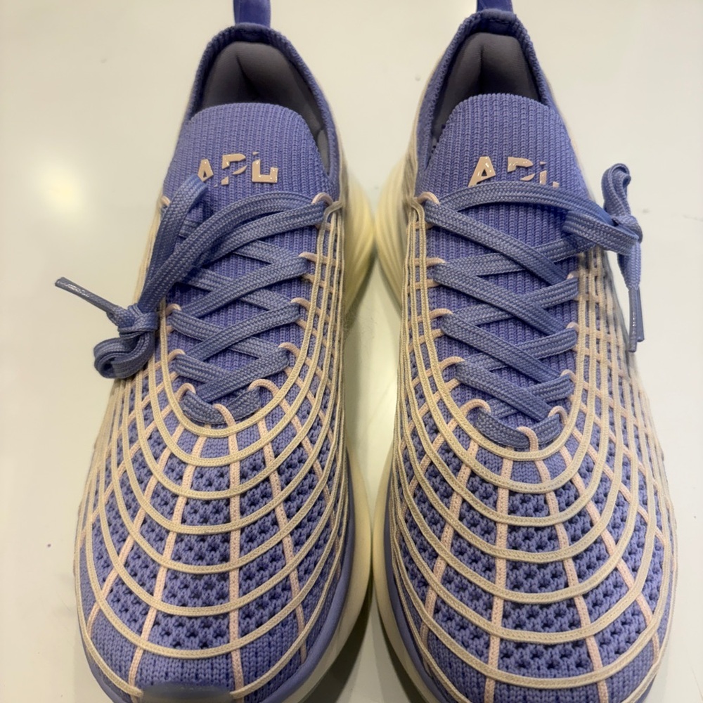 APL Womens Lavender and Cream Sneakers - Picture 4 of 7